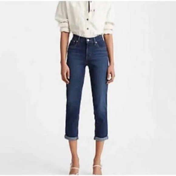 Size 28 best sale in levis